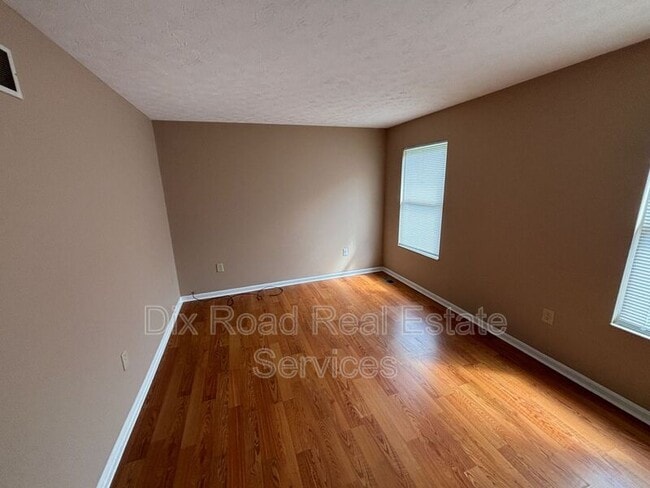 Building Photo - 1194 Poplar Hill Dr