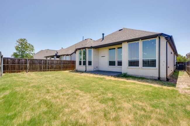 Building Photo - 2917 Saltwood Ct