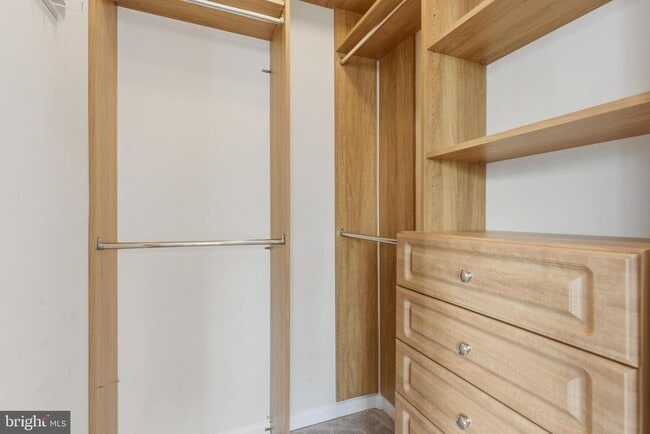 Building Photo - 2465 Army Navy Dr