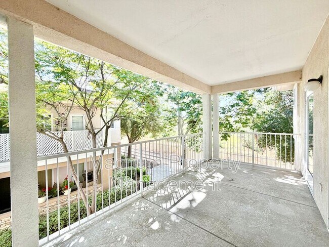 Building Photo - 31371 Taylor Ln