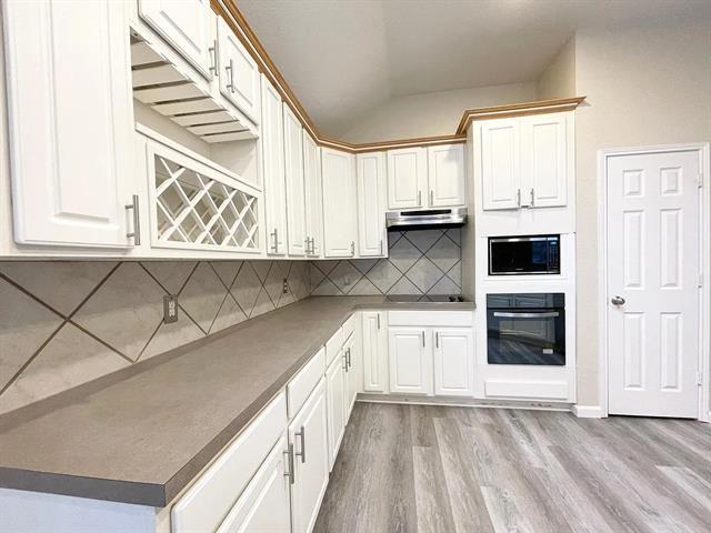Building Photo - 2812 Black Canyon Dr
