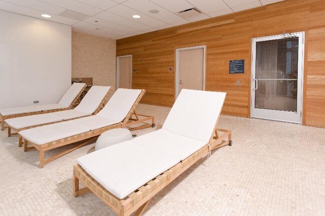 Building Photo - 349 W Wacker Dr