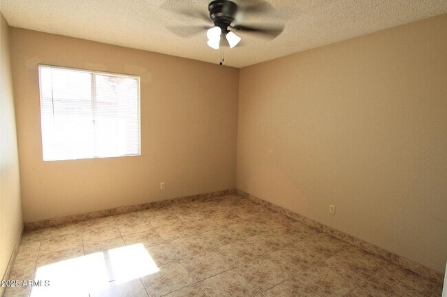 Building Photo - 4650 E Caballero St