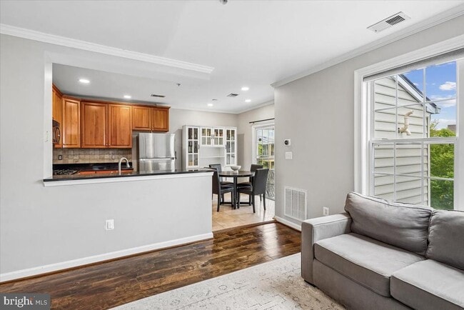 Building Photo - 1607 Potomac Greens Dr