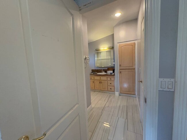 Building Photo - 20405 25th Ave NW