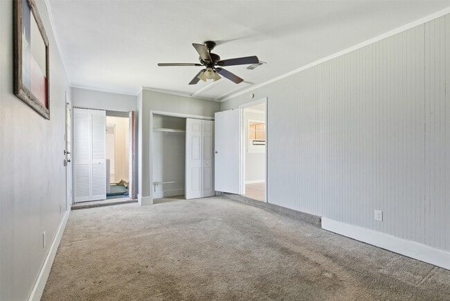 Building Photo - 1203 Valerie Ave