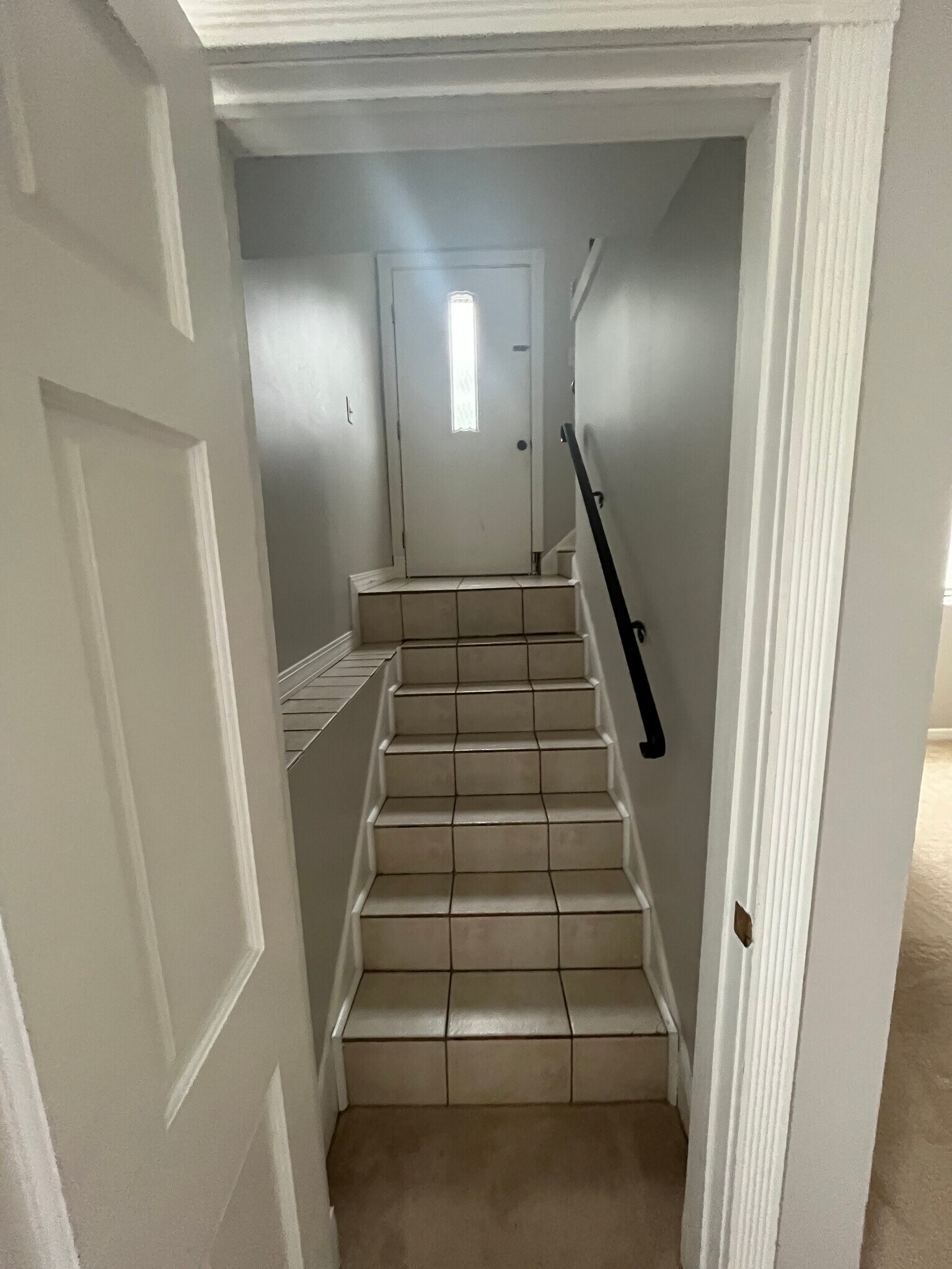 Building Photo - 502 Sunnyside Ln