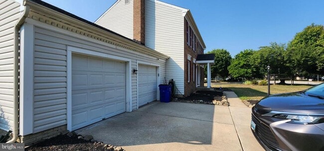 Building Photo - 3145 Elmmede Rd