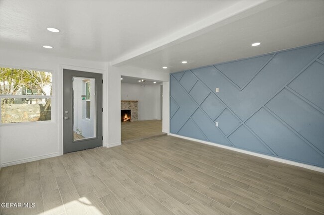 Building Photo - 2606 Justus St