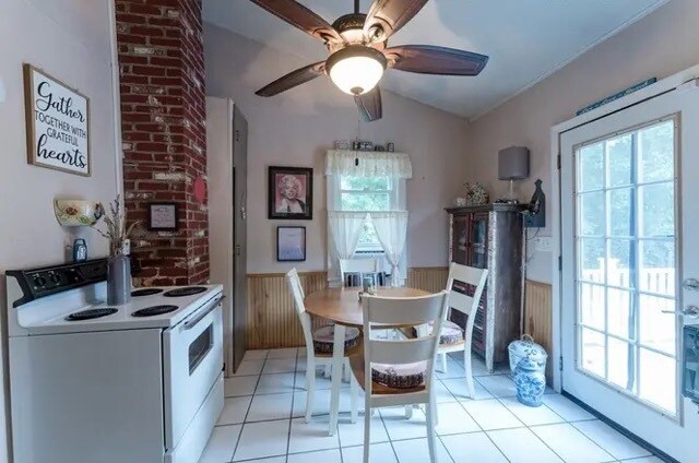 Building Photo - 31 Eton Ave