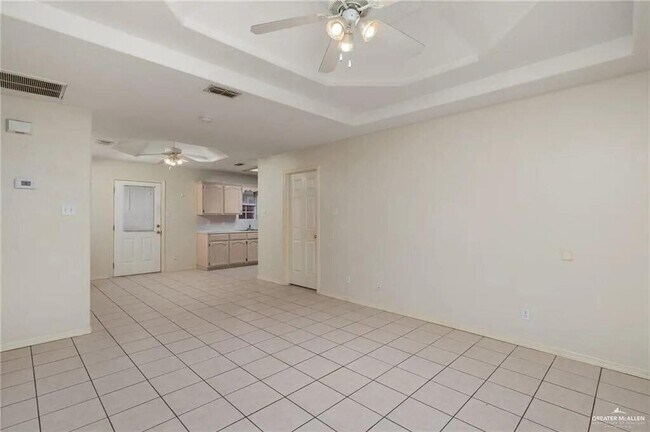 Building Photo - 11 Tierra Dulce Dr