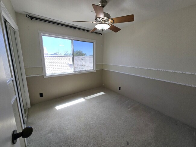 Building Photo - Upgraded 4BR,3BA Home in Ewa Gentry Summerhill with Solar PV