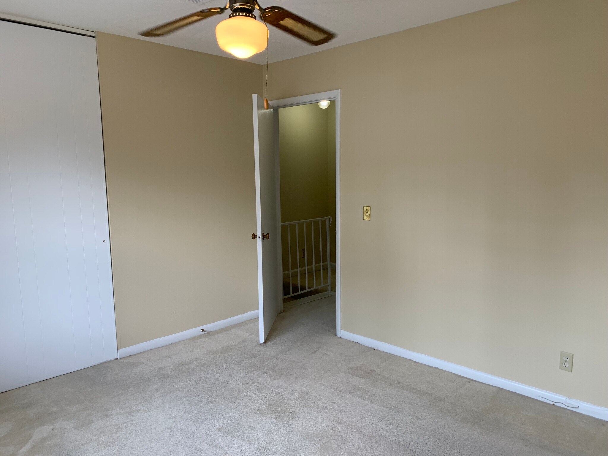 Front Bedroom - 1705 Grays Inn Rd