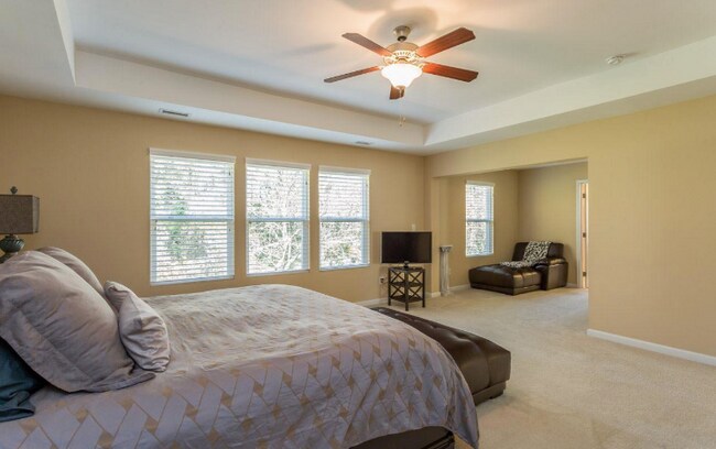 Building Photo - Gorgeous 4 bedroom home in Durham minutes from shopping and entertainment!