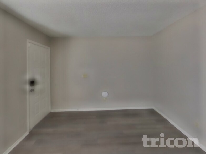 Building Photo - 10906 W Calle del Sol