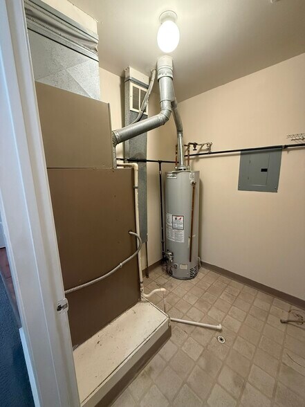 Building Photo - 1257 Oxford Manor Ct