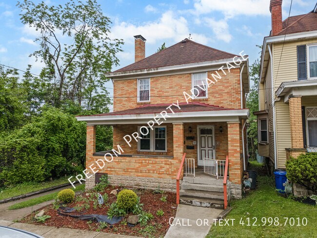 Building Photo - 122 Secane Ave