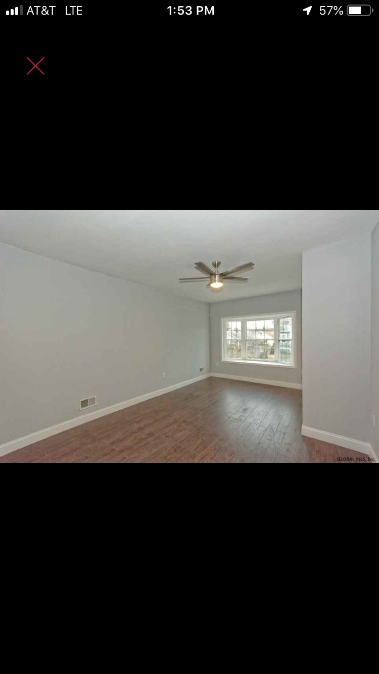 Building Photo - 508 6th Ave