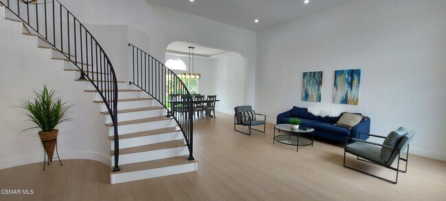 Building Photo - 748 Azure Hills Dr