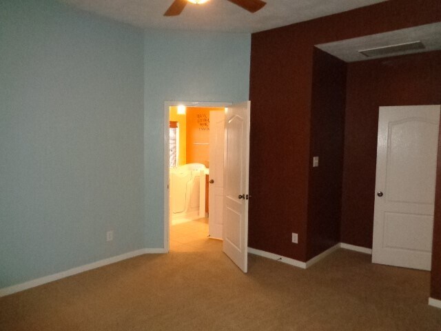 Building Photo - 30002 Saw Oaks Dr