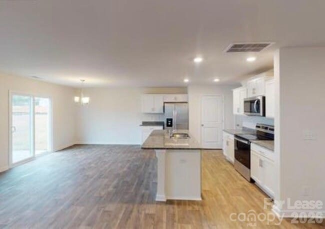 Building Photo - 7265 Finnigan Rd
