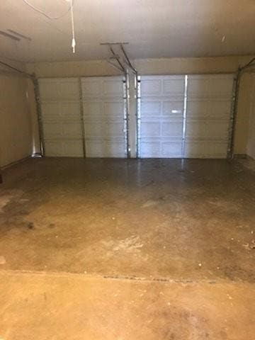 Building Photo - 2141 Glendale Dr