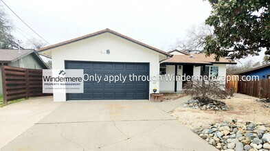 Building Photo - Citrus Heights Gem Available Now!