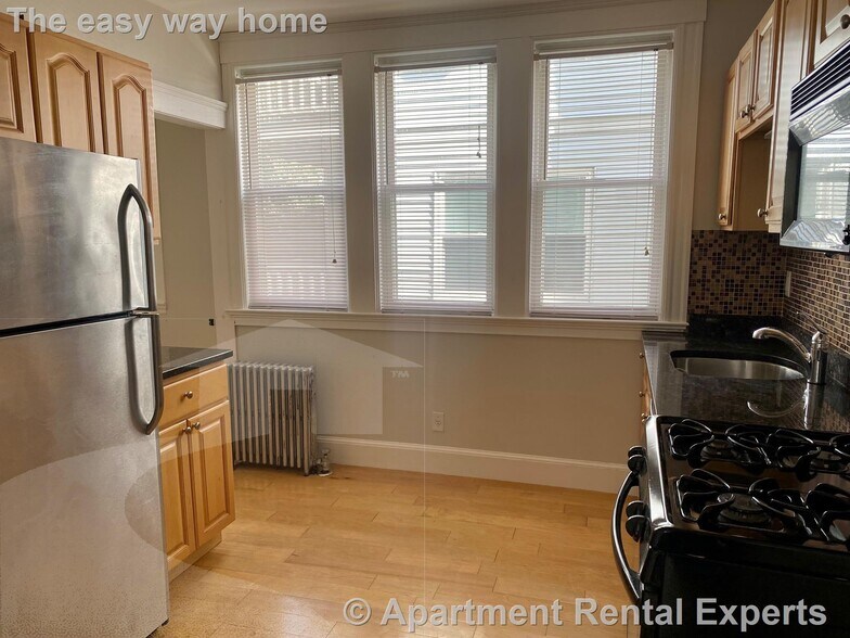 Building Photo - 12 Silvey Pl