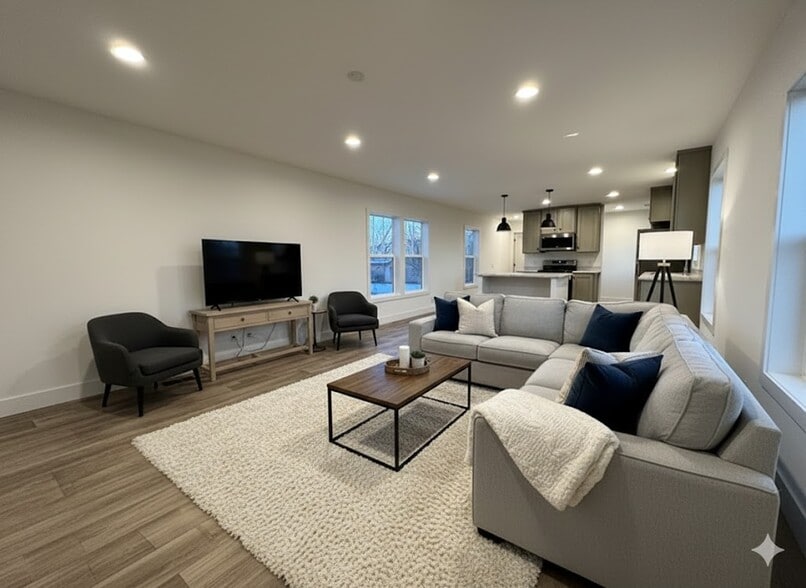 Building Photo - 15 Hartland St N