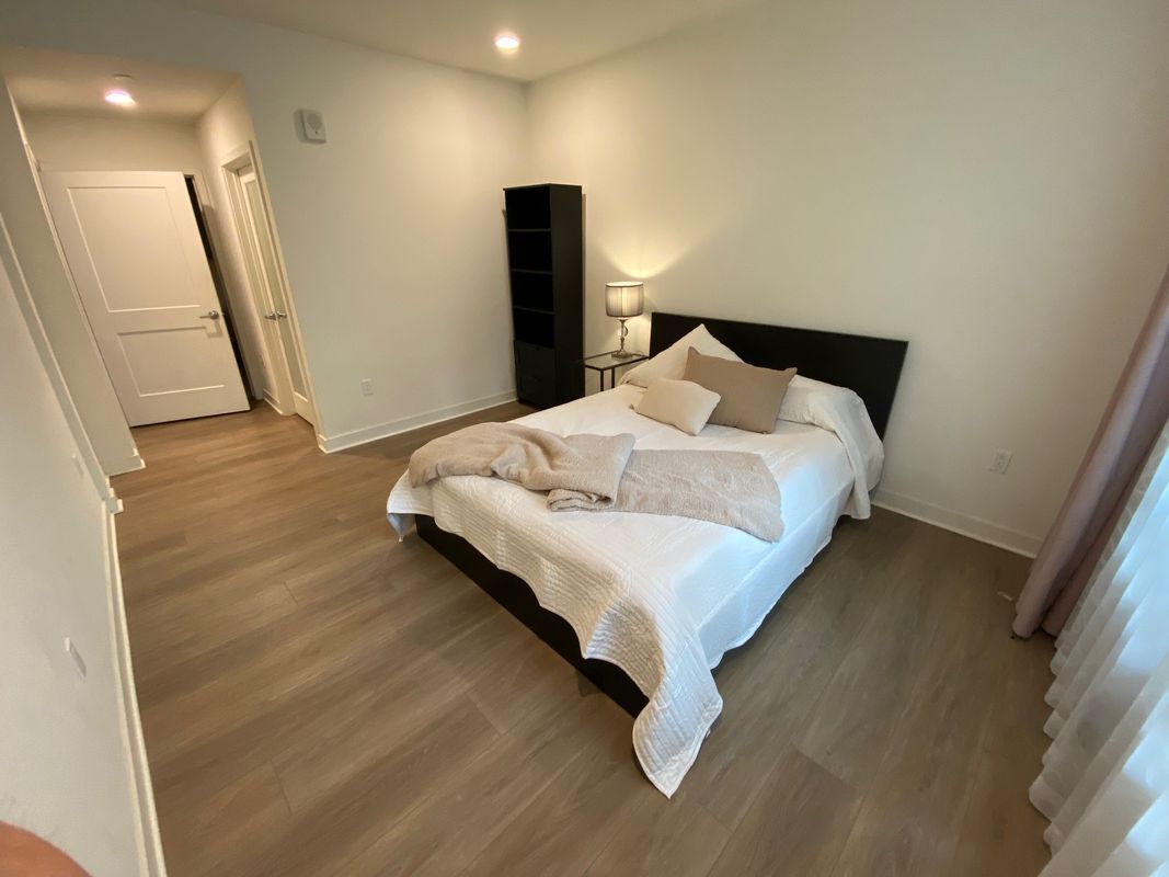 Building Photo - 1228 Nolita