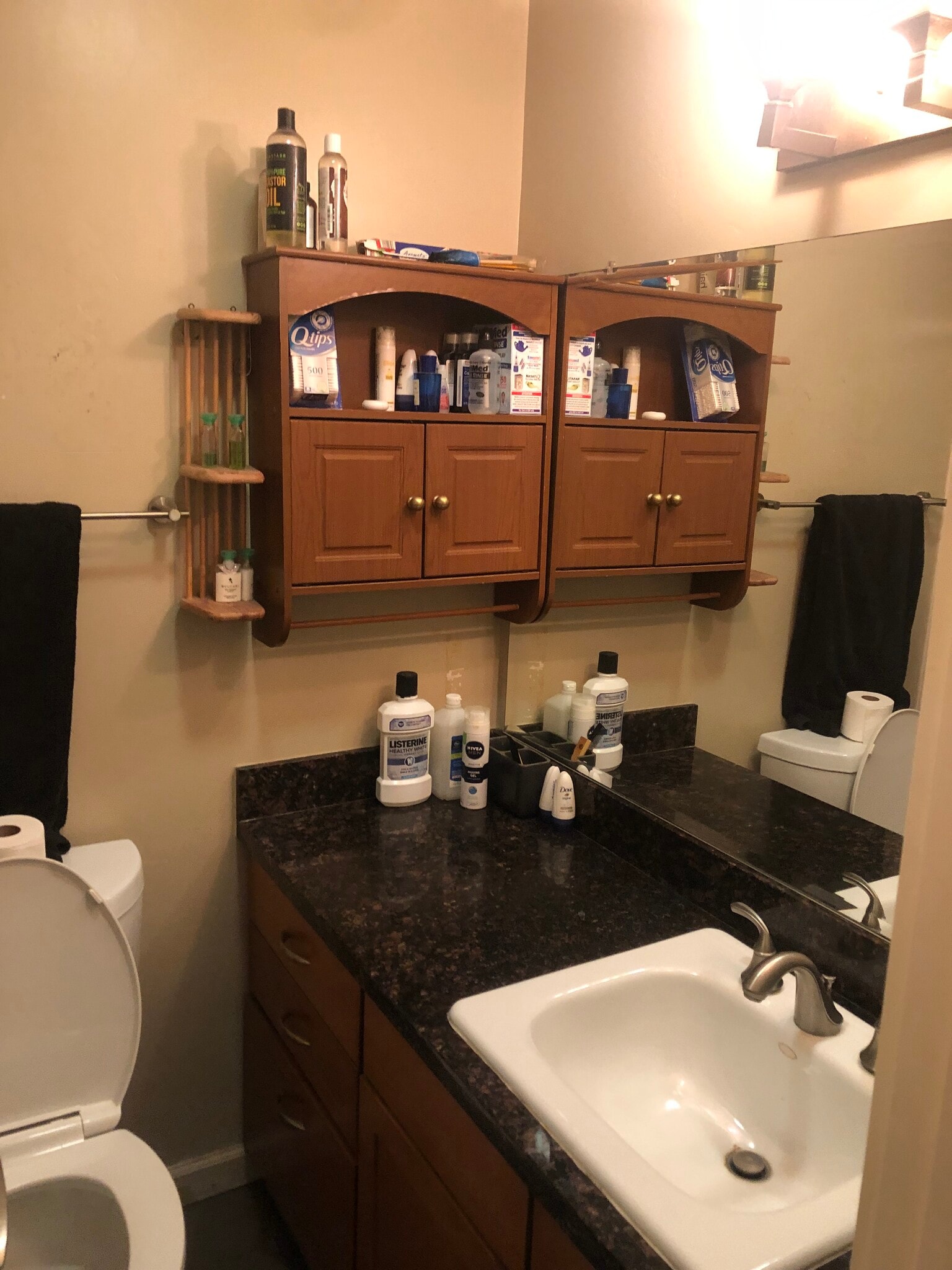 bathroom - 10982 Roebling Ave