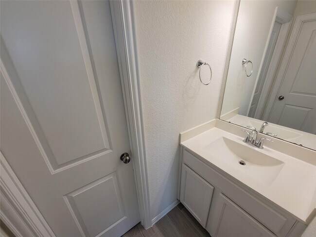 Building Photo - 28638 Monarch Cliffs Dr