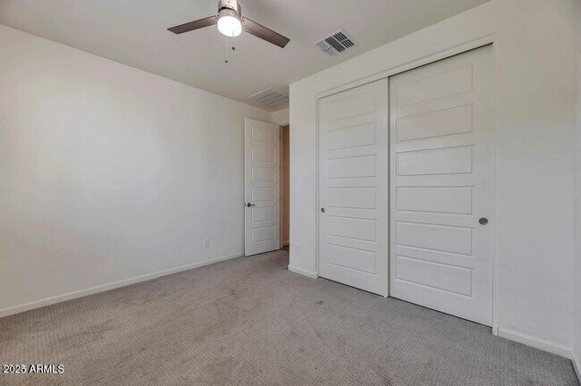 Building Photo - 3170 S Arizona Pl