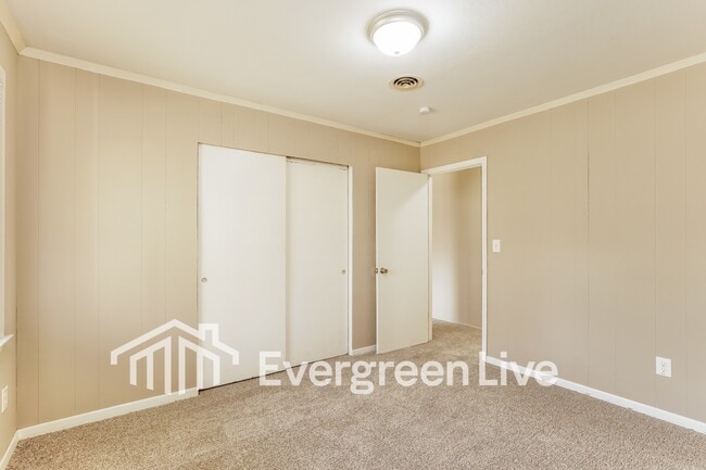 Building Photo - 3106 Jeanee Rd