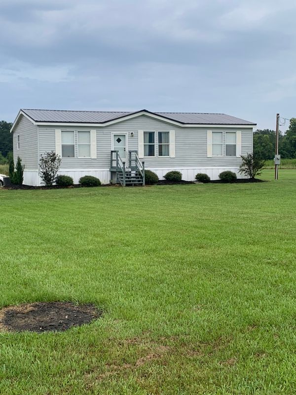 Building Photo - 40382 Dapprich Ln