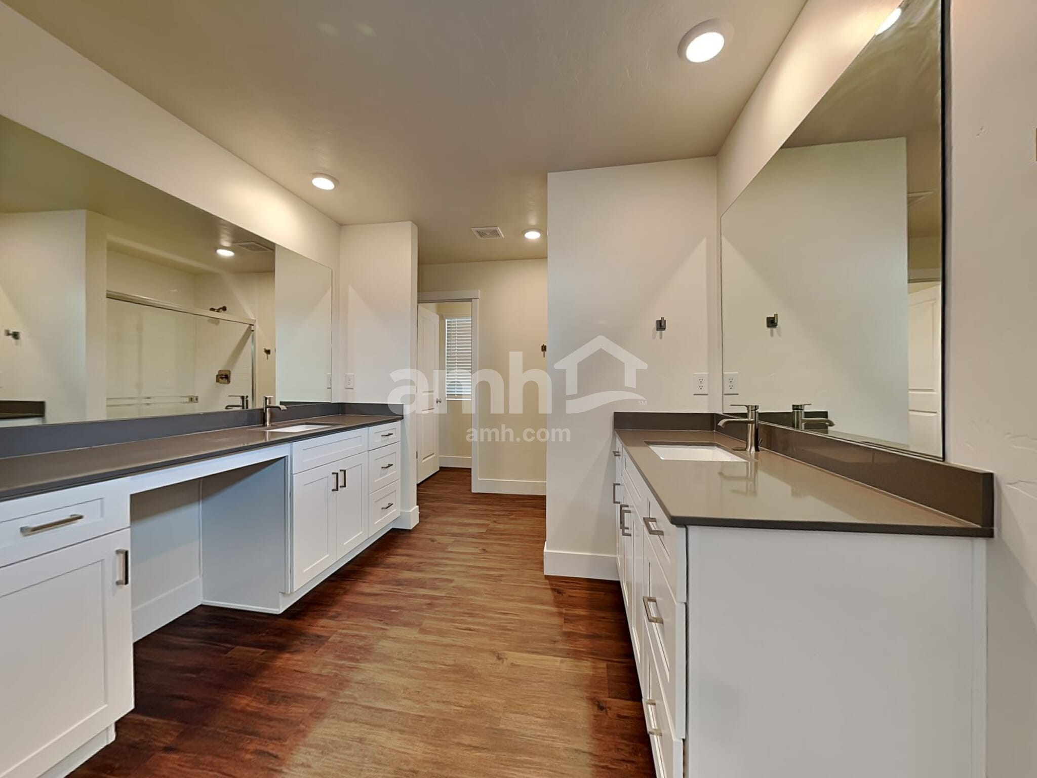 Building Photo - 1317 E Old Mesquite St