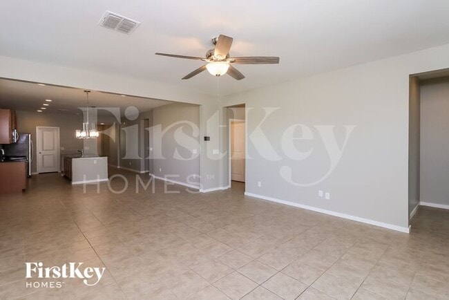 Building Photo - 4052 S 101st Ln