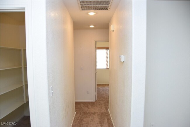 Building Photo - 7804 Wavering Pine Dr