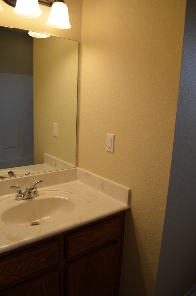 Building Photo - 1802 Tru Trail