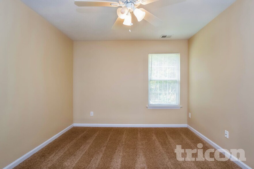 Building Photo - 7262 Silverton Trail