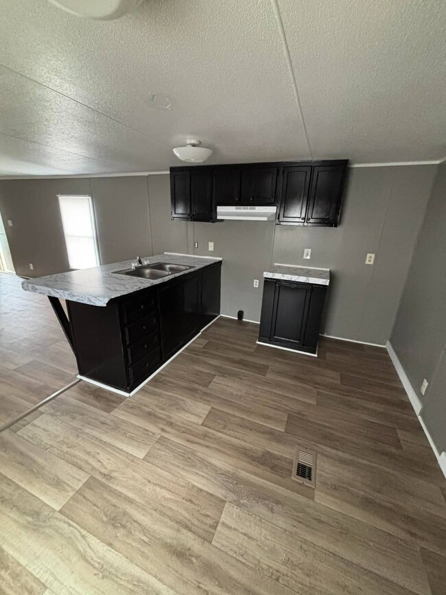 Building Photo - 114 Yarbro Rd