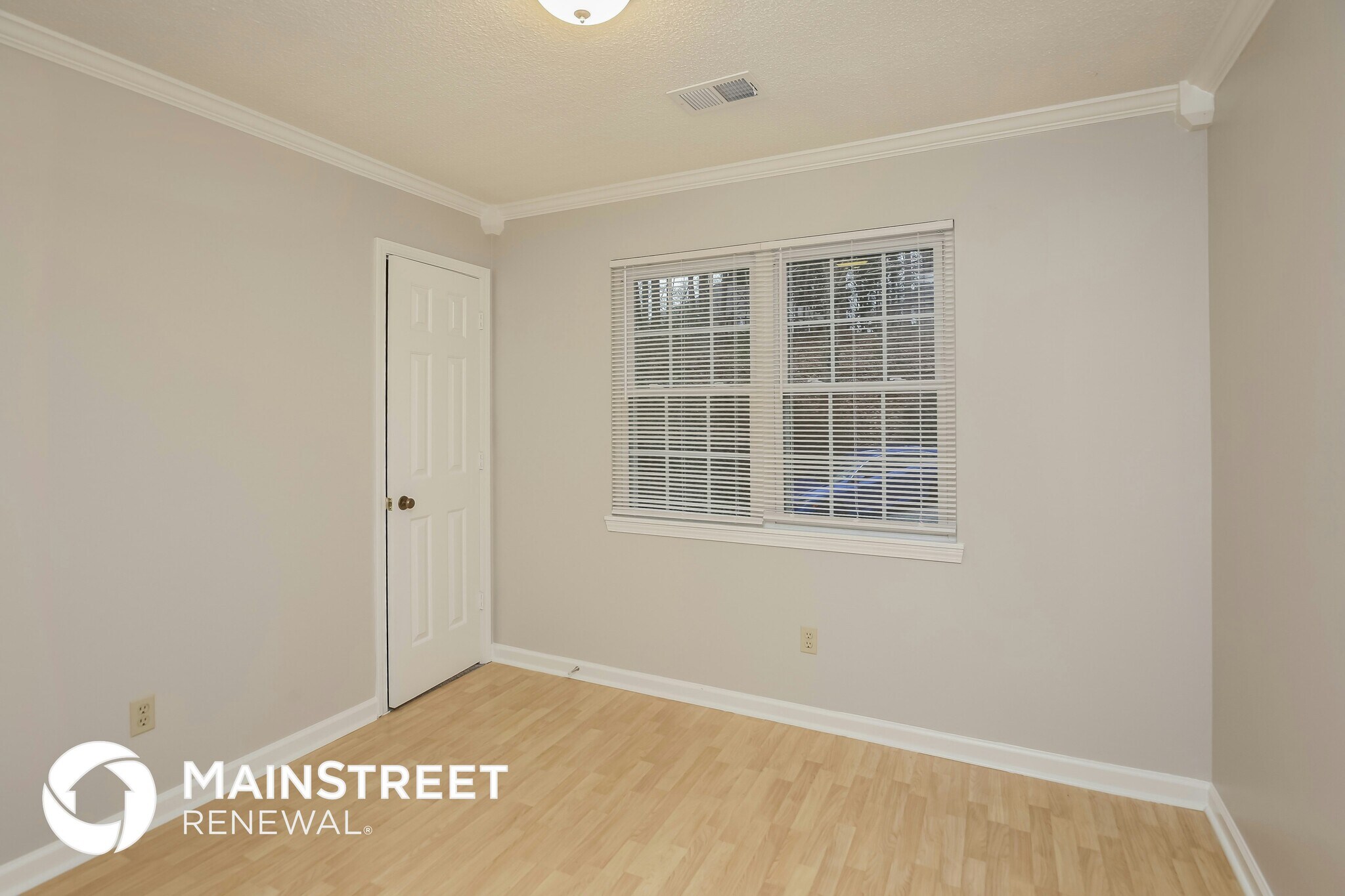 Building Photo - 1545 Dogwood Dr