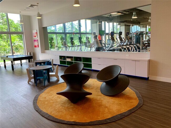 Building Photo - 16385 Biscayne Blvd