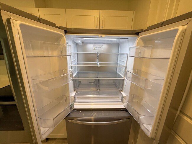 Building Photo - New Home in Gates Community