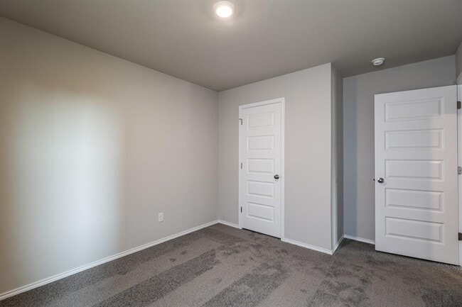 Building Photo - 11832 KAMERON Wy