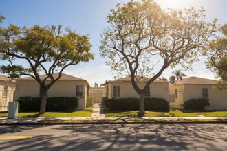 Building Photo - Centinela Apartments