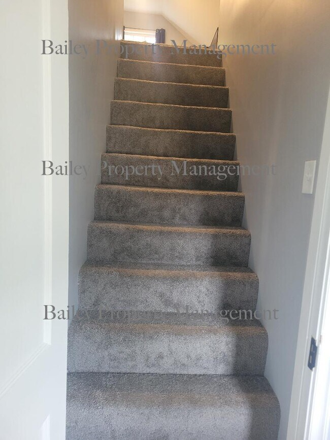 Building Photo - 1310 Southgate Ave