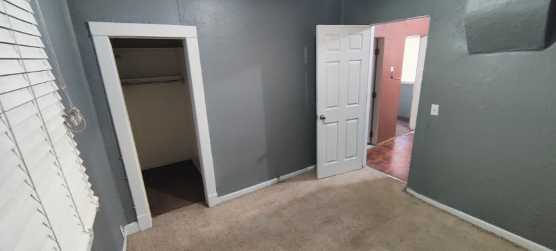 Building Photo - 2903 Pingree Ave E