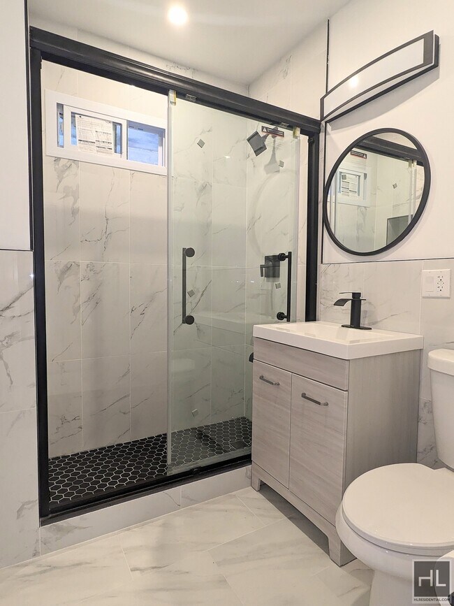 Building Photo - Beautiful Renovated Jackson Heights apartment