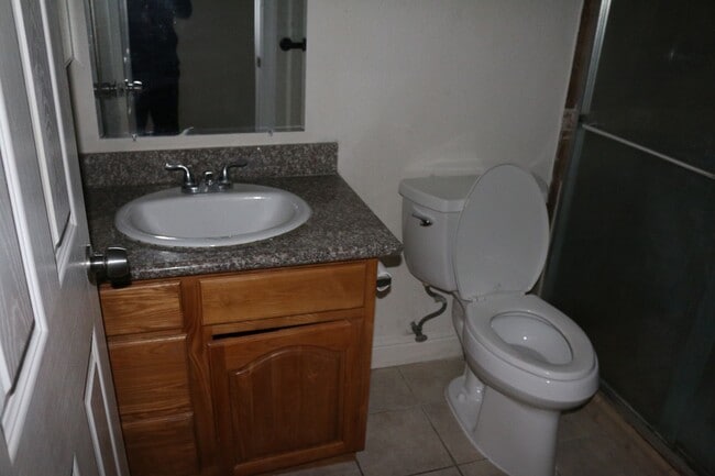 Building Photo - Home for Rent in Sacramento, CA 95842